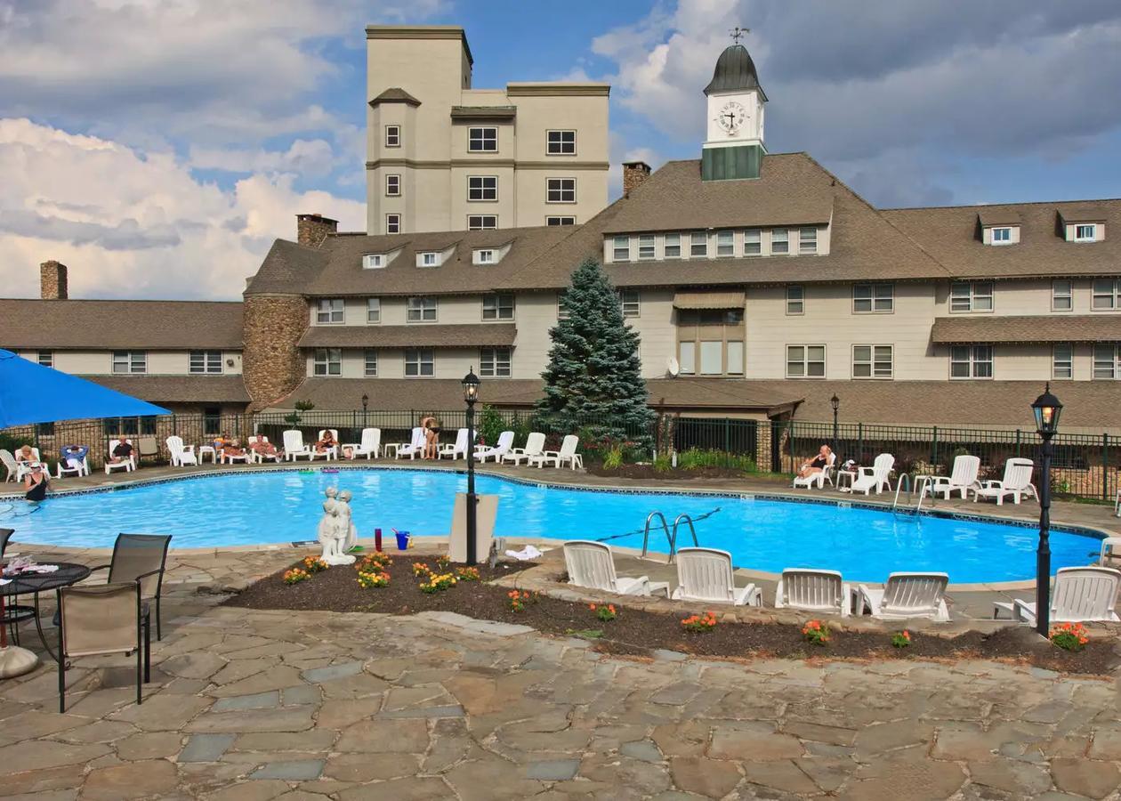 Pocono Manor Resort And Spa Eksteriør billede